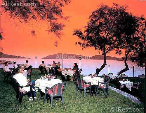 Azka Hotel 24